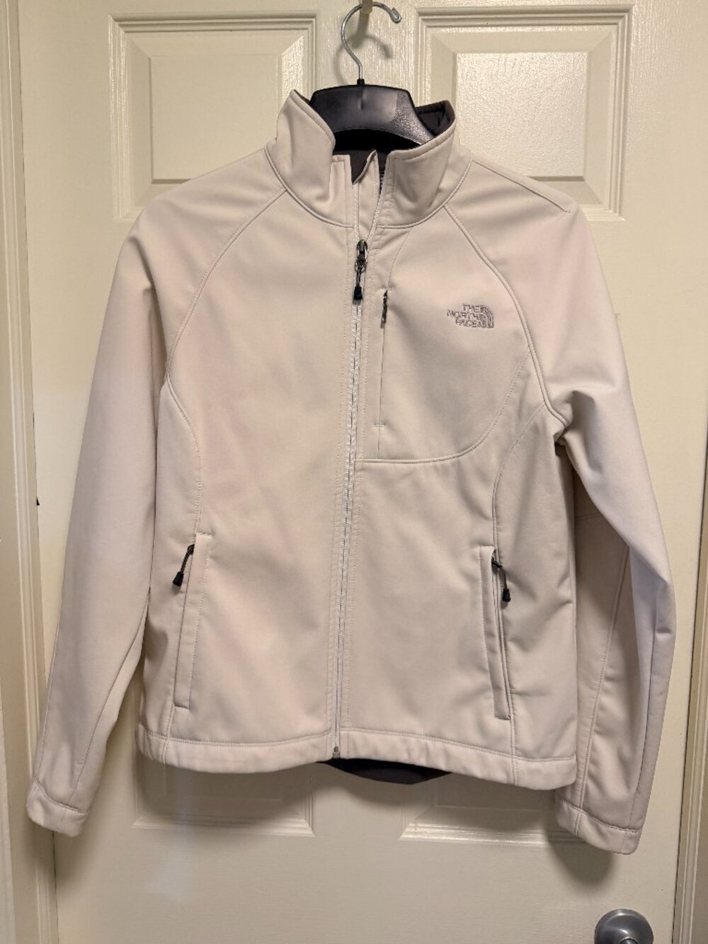The North Face Apex Bionic Softshell Jacket Off White